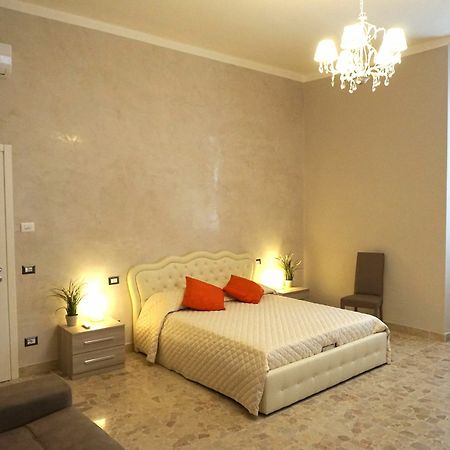Residence Stendhal Guest House Civitavecchia Buitenkant foto
