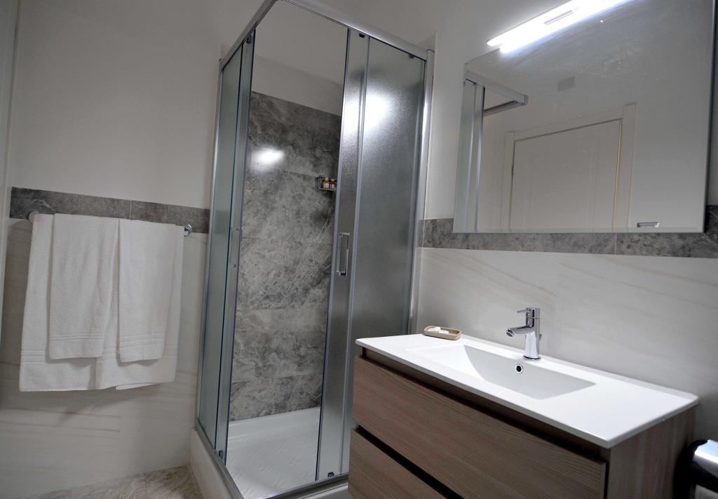 Residence Stendhal Guest House Civitavecchia Buitenkant foto