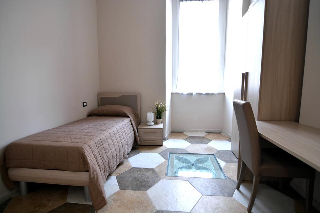 Residence Stendhal Guest House Civitavecchia Buitenkant foto