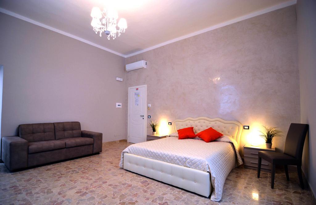 Residence Stendhal Guest House Civitavecchia Buitenkant foto