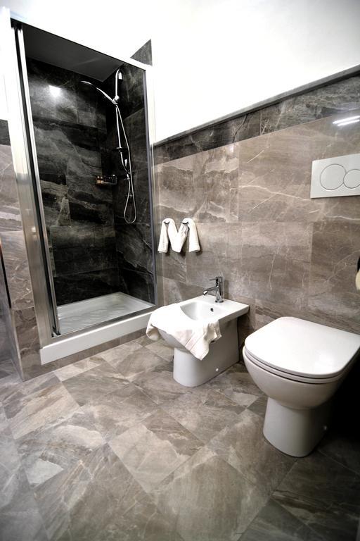 Residence Stendhal Guest House Civitavecchia Buitenkant foto