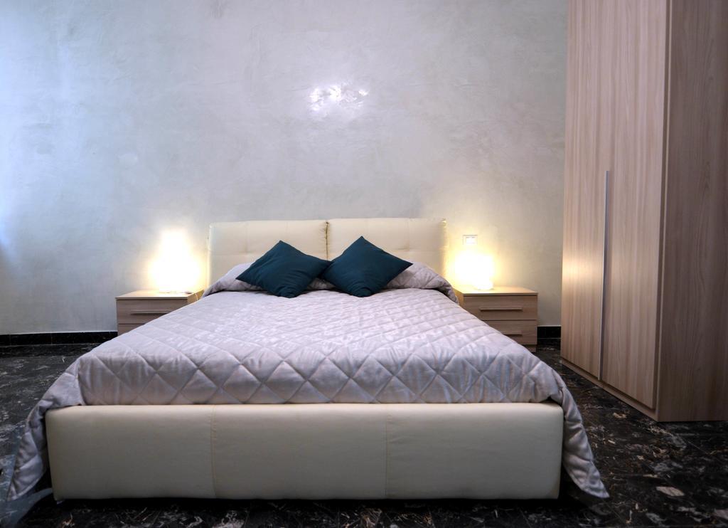 Residence Stendhal Guest House Civitavecchia Buitenkant foto