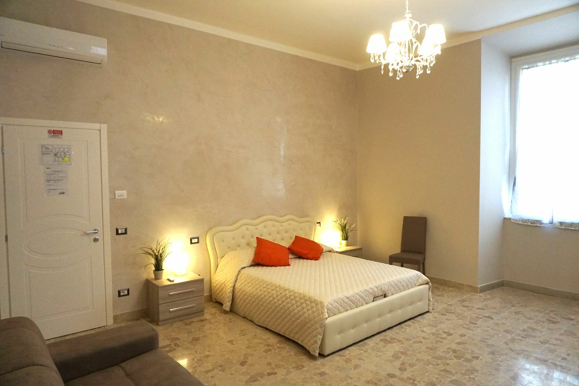 Residence Stendhal Guest House Civitavecchia Buitenkant foto